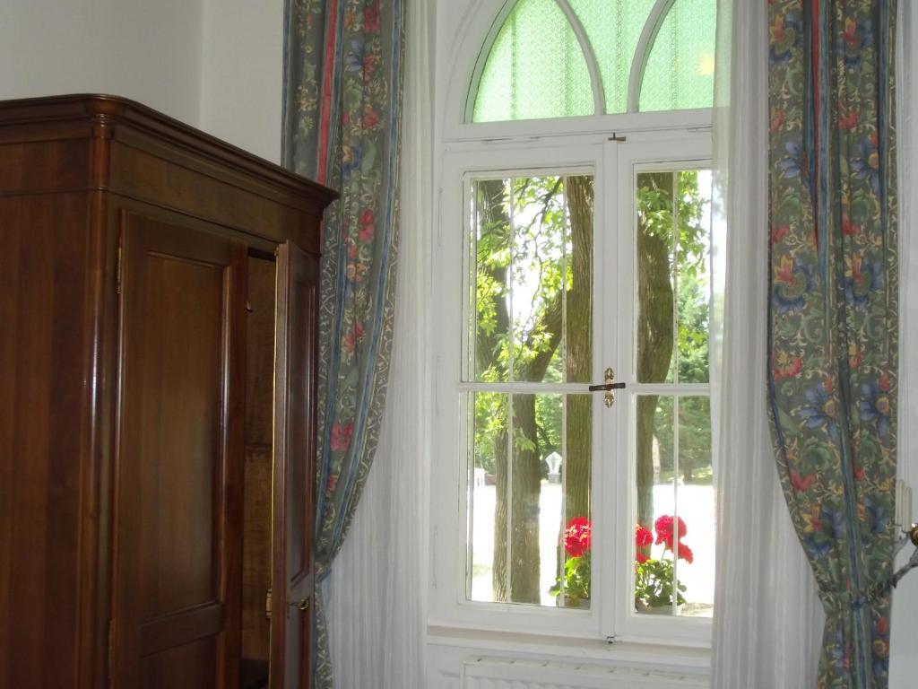 Sir David Balaton Castle Apartmanok บาลาตอนส์เซแปซด์ ห้อง รูปภาพ