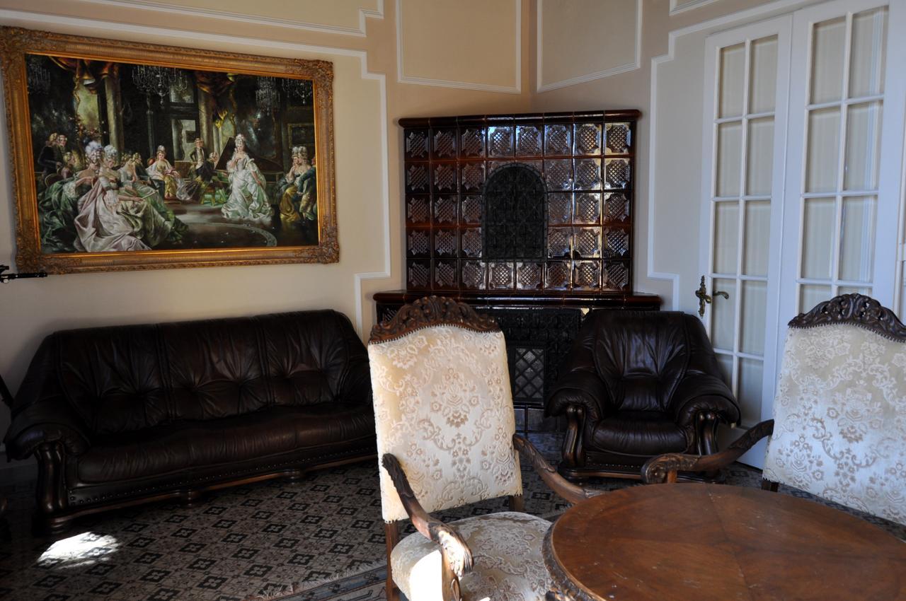 Sir David Balaton Castle Apartmanok บาลาตอนส์เซแปซด์ ภายนอก รูปภาพ